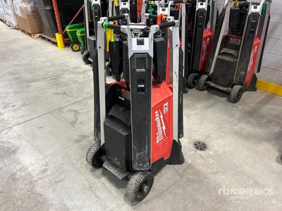 2021 Milwaukee MXF04-XC Fuel Rocket Lichtmast