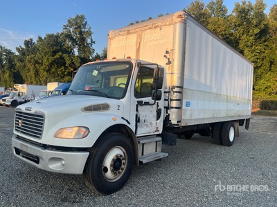 2011 Freightliner M2 106 4x2 Camion fourgon