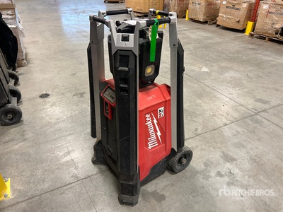 2022 Milwaukee MXF04-1XC Fuel Rocket Lichtmast