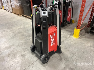 2022 Milwaukee MXF04-1XC Fuel Rocket Lichtmast