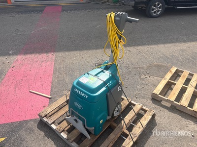 2023 Tennant E5 Walk-Behind Electric Carpet Extractor