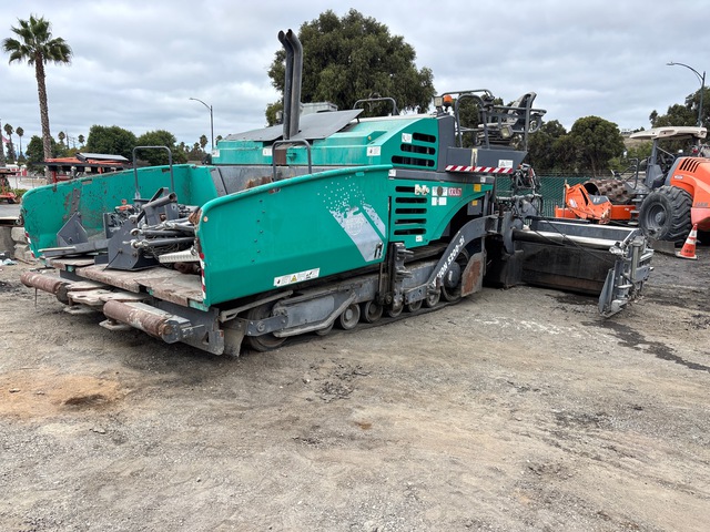 2013 Vogele Vision 52002i Track Asphalt Paver