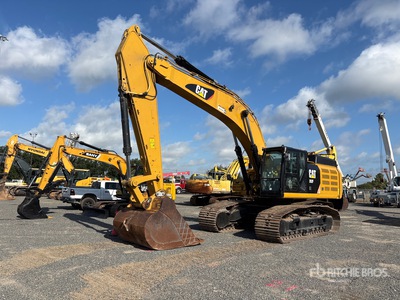 2018 Cat 352FLRE Excavatrice sur chenilles