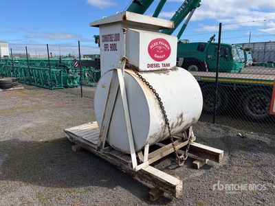 900 L Skid Mounted Steel Diesel Fuel Tank