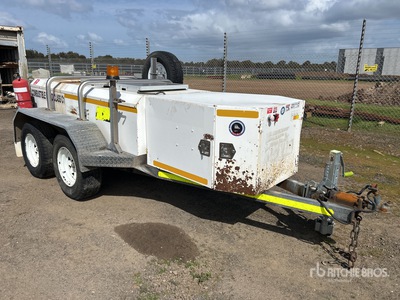 1990 Custom Built Bogie/A Remolque de Combustible