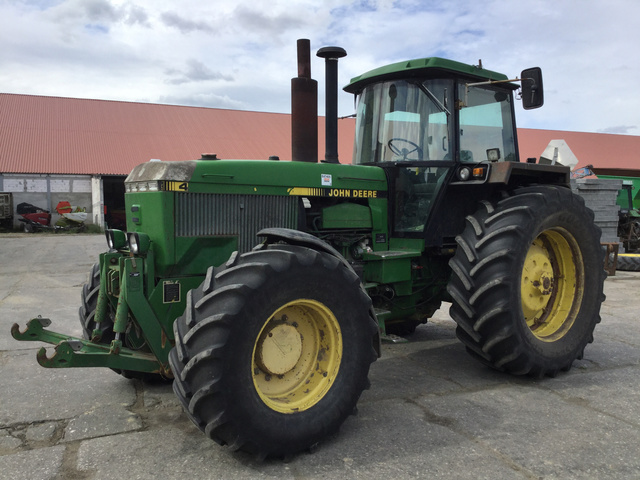 1991 John Deere 4955A 4WD Tractor