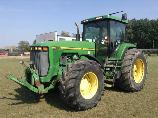 1997 John Deere 8100 4WD Tractor