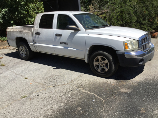 2005 Dodge Dakota SLT Crew Cab Pickup 2005 Dodge Dakota SLT Crew Cab Pickup
