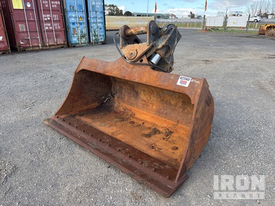 1850 mm Q/C Hydraulic Tilting Excavator Bucket