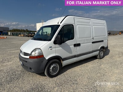 2010 Renault Master Camion de servicios