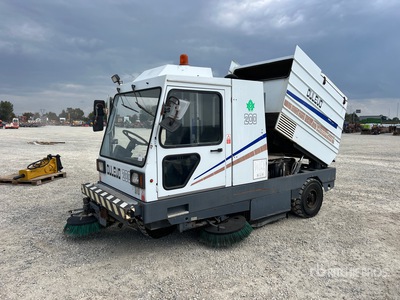 1998 Dulevo 200/5 Sweeper Truck