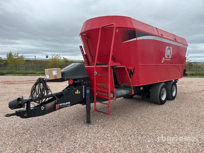2016 Kongskilde VM 26-3 SB 26000 L Feed Mixer