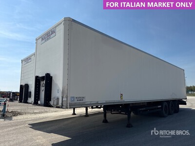 2014 Koegel S24-3 Tri/A Van Trailer
