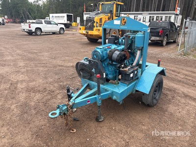 2015 Thompson 4V-DD-3-D2011 Trailer-Mounted Pompe à eau