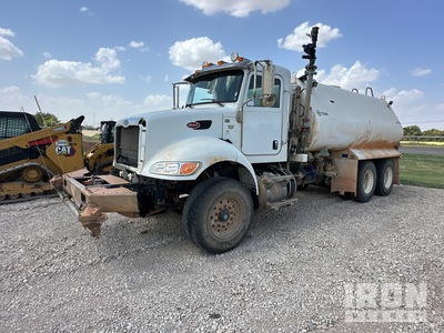 2015 Peterbilt Water Truck 4000 gal 6x4 Water Truck