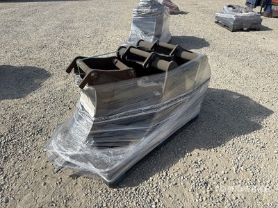 TM benne Qty of Excavator Attachments