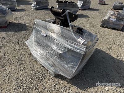 TM benne Qty of Excavator Attachments