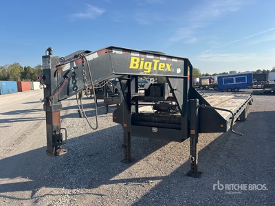 2019 Big Tex 25GN-25BK+5MR 30 ft T/A Gooseneck Equipment Trailer