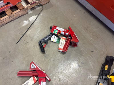 2010 Powernail 50P Pneumatic Flooring Nailer Różne