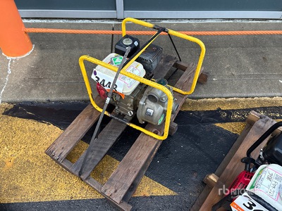 2011 Wacker Neuson PG2 Pompe à eau