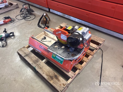 2013 Diamond CC1000T Tile Saw Varios, herramientas manuales