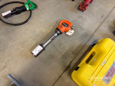 2019 Tamco TAMCORB-133 Rivet Buster Różne