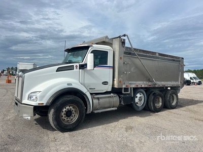2016 Kenworth T880 8x4 Autocarro ribaltabile 3 assi
