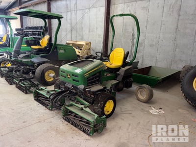 John Deere 2653 B Mower Tractor