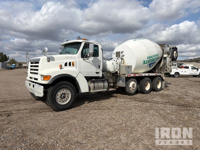 2000 Sterling LT9500 10x4 Beton-Fahrmischer
