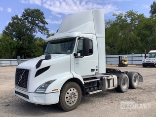 Volvo 2019 VNL 6x4 T/A Day Cab — occasion