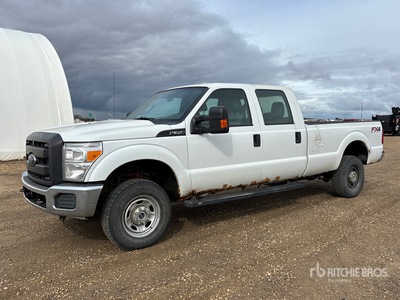 2014 Ford F-350 4x4 Crew Cab Pickup