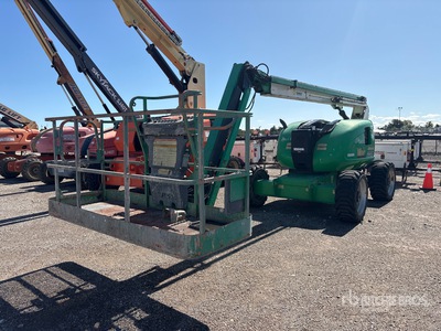 2013 JLG 600AJ 4WD Dual Fuel Articulating Boom Lift