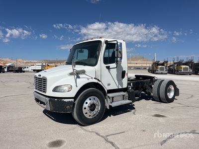 2020 Freightliner M2 106 4x2 Ciągnik siodłowy z kabiną dzienną S/A