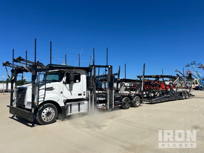 2015 Volvo VAH Car Carrier Truck