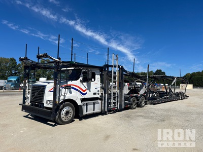 2015 Volvo VAH Car Carrier Truck