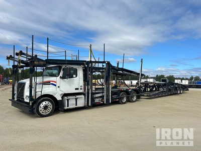 2016 Volvo VAH Car Carrier Truck