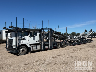 2015 Volvo VAH Car Carrier Truck