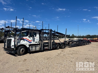 2015 Volvo VAH Camion transporteur de voitures