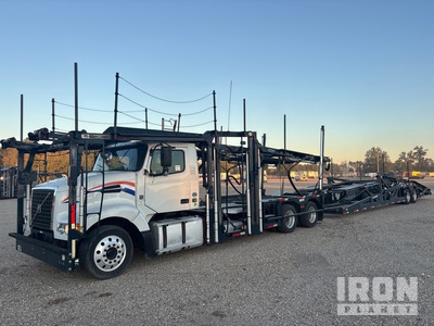 2015 Volvo VAH Camion transporteur de voitures