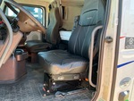 Cab with Seats/armrests