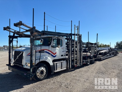 2016 Volvo VAH Car Carrier Truck