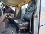 Cab with Seats/armrests