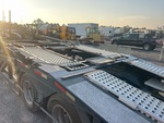 Trailer Chassis with Deck/ Floor Condition