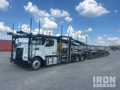 2016 Volvo VAH Car Carrier Truck