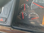 Cab with Oil Pressure