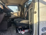 Cab with Seats/armrests