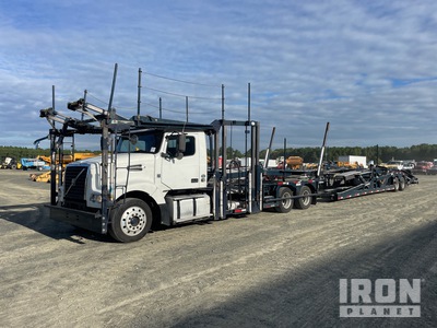 2015 Volvo VAH Car Carrier Truck