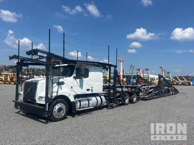 2016 Volvo VAH Car Carrier Truck