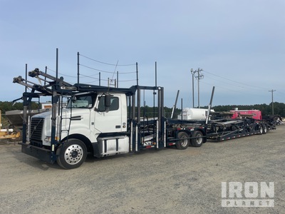 2015 Volvo VAH Car Carrier Truck