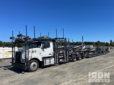 2016 Volvo VAH Car Carrier Truck